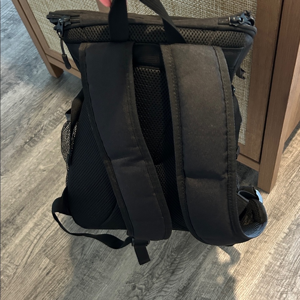 Black Cooler Backpack - Picture 7 of 7
